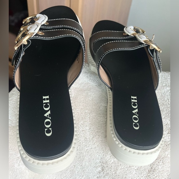 Coach (NWOT) piper leather blue size 8.5 B sandals shoes clothes - Picture 10 of 17